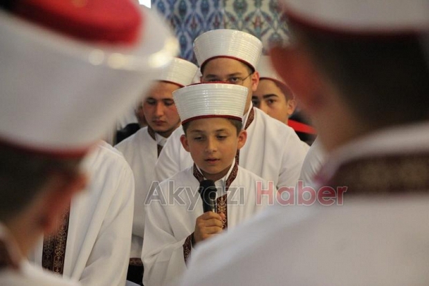 75 hafız icazetlerini aldı