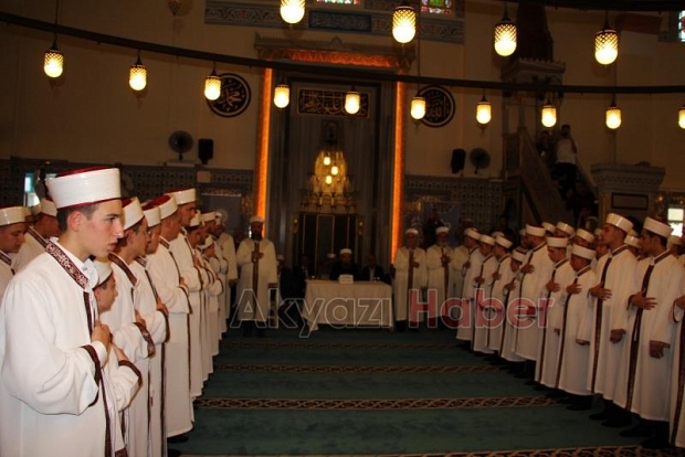 75 hafız icazetlerini aldı