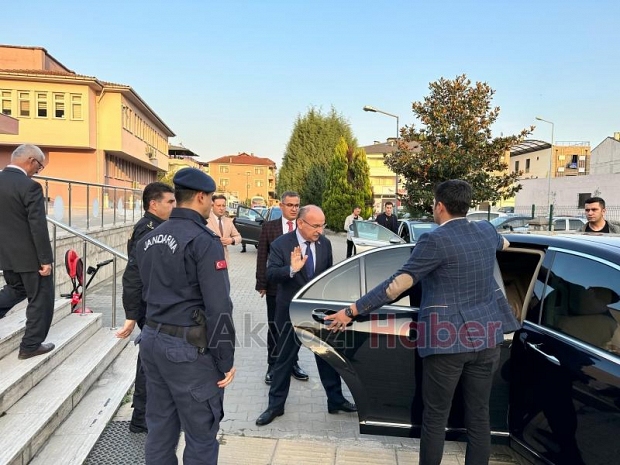 Vali Karadeniz'den Akyazı ziyareti
