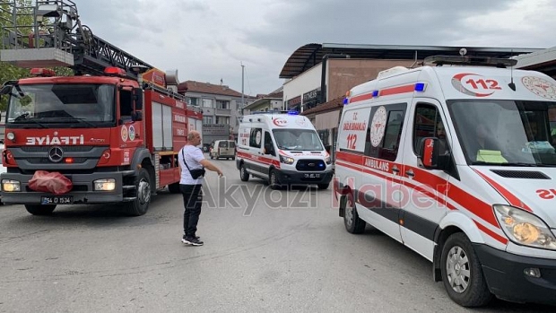 Akyazı'da simit fırınında patlama