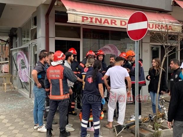 Akyazı'da simit fırınında patlama