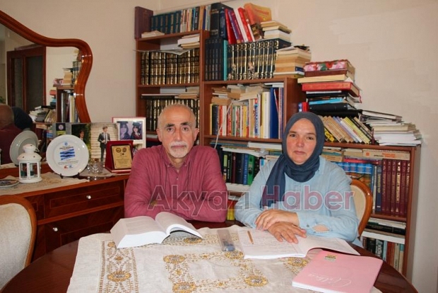 30 yıllık evli Yığın Çifti üniversite hayalini gerçekleştirdi