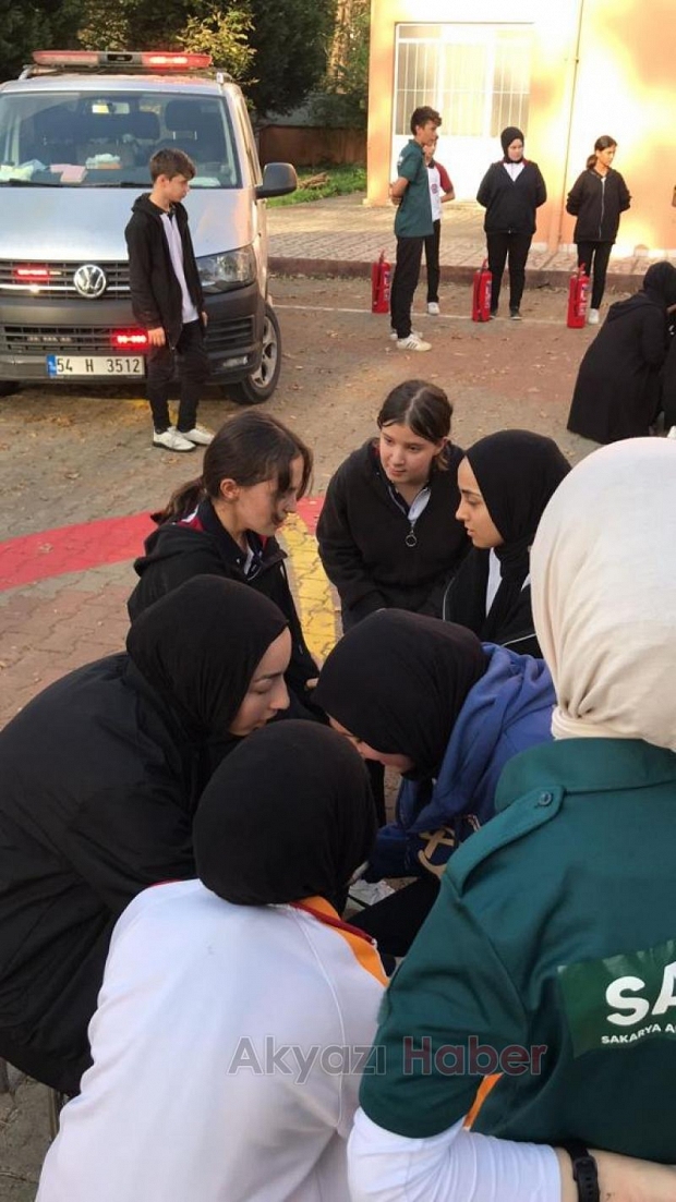 SAKTİM'den lise öğrencilerine afet eğitimi