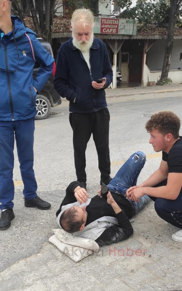 Motosiklet sürücüsü yaralandı