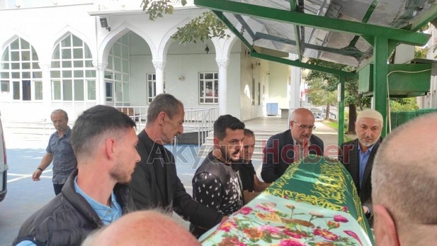 Hamiye Akşit Son Yolculuğuna Uğurlandı