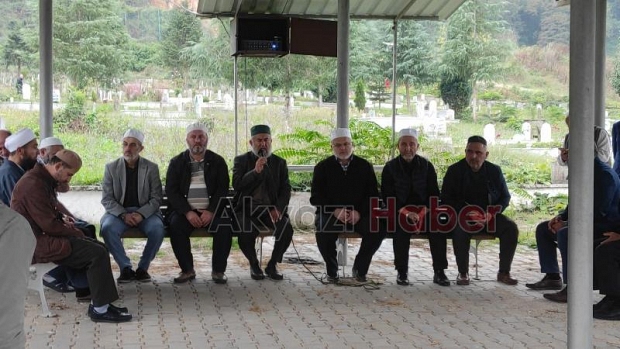 Kazime Baştan denfedildi.
