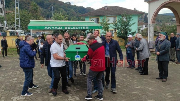 gülhanım canyürek vefat etti.