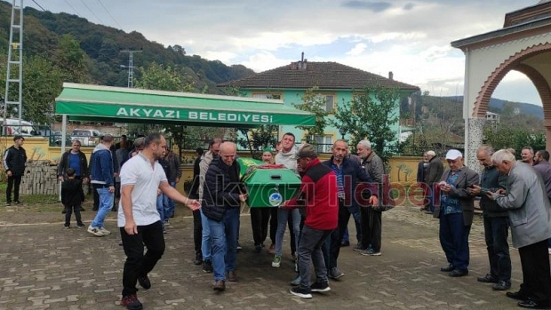 gülhanım canyürek vefat etti.