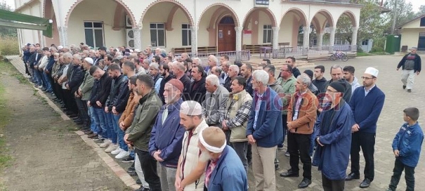 gülhanım canyürek vefat etti.