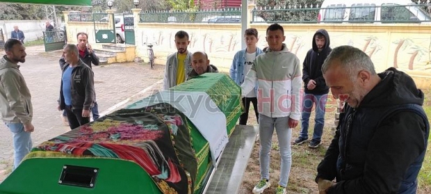 gülhanım canyürek vefat etti.