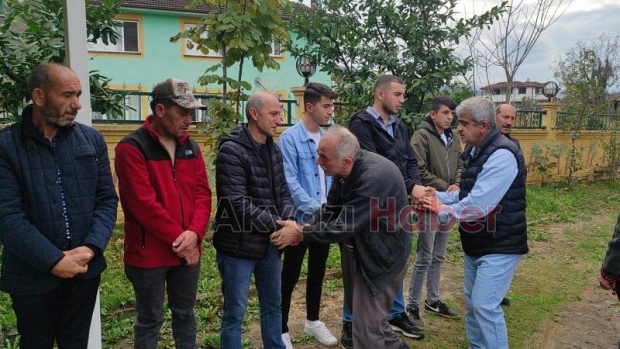 gülhanım canyürek vefat etti.