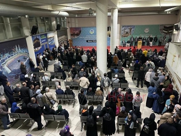 Sakarya’da umre kafilesi dualarla uğurlandı