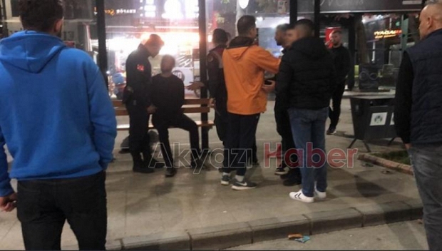 Kavgada bıçak çekti, jandarma yakalayıp kelepçeledi