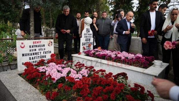 Şehit Kaymakam Safitürk, vefatının 7’nci yılında kabri başında anıldı
