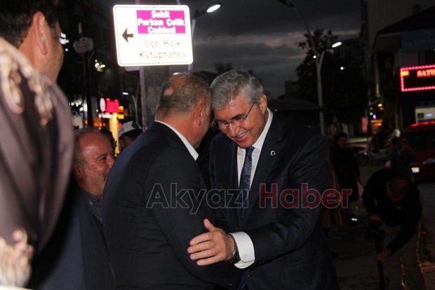Ekrem Yüce'den AK Parti ve MHP Akyazı İlçe Başkanlıklarını ziyaret