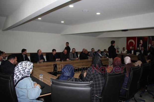Ekrem Yüce'den AK Parti ve MHP Akyazı İlçe Başkanlıklarını ziyaret