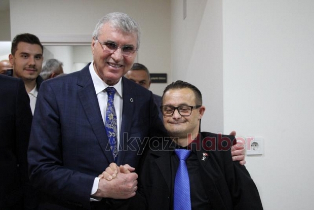 Ekrem Yüce'den AK Parti ve MHP Akyazı İlçe Başkanlıklarını ziyaret