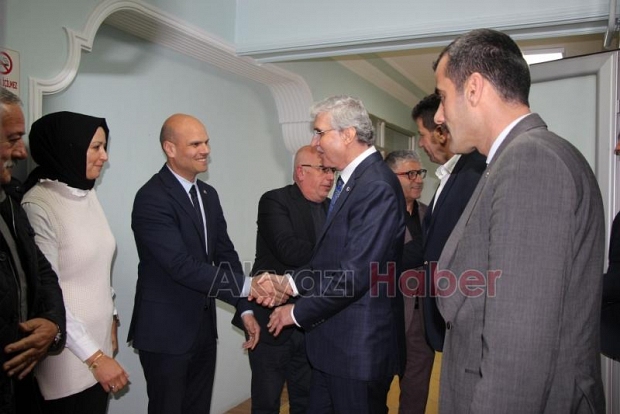 Ekrem Yüce'den AK Parti ve MHP Akyazı İlçe Başkanlıklarını ziyaret