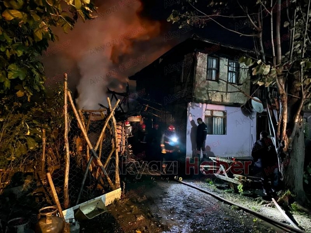 Karapürçekte yangın