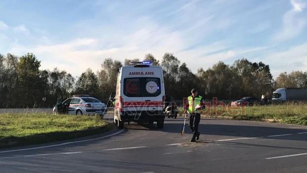 Hasta taşıyan ambulans kaz ayaptı
