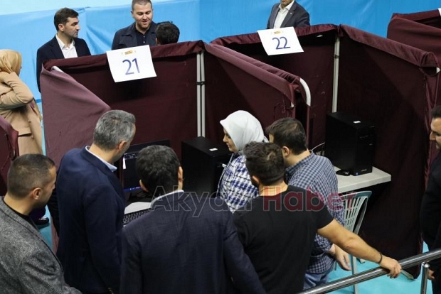 AK Partide temayül heyecanı