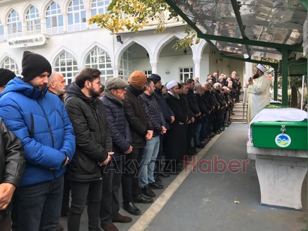 İrfan Sezgin defnedildi