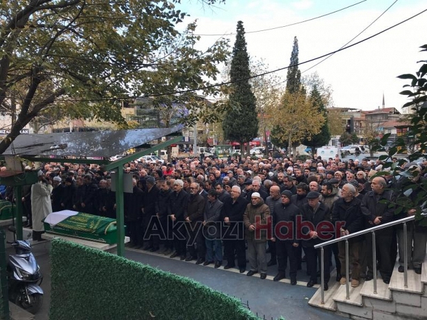 İrfan Sezgin defnedildi