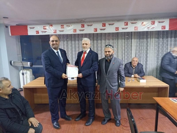 Zekeriya Alan Akyazı Belediye Başkan aday adayı oldu