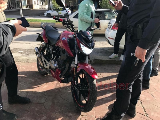 Otomobil ile motosiklet çarpıştı 1 yaralı