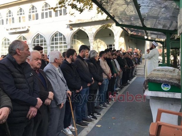 Şaziye Yıldız Dualarla Defnedildi.