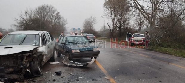 Mudurnu Köprüsünde feci kaza 3 yaralı