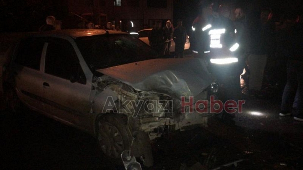Kuzuluk yolunda zincirleme kaza 4 yaralı