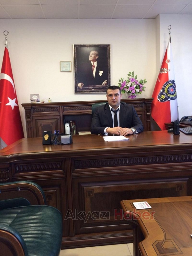 Depremde kendisini yalnız bırakmayan Akyazılılara teşekkür etti