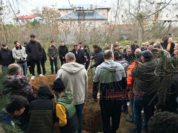 Edirne’de kazada hayatını kaybeden kişi yolculuğa uğurlandı