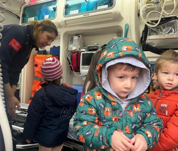Cumhuriyet Anaokulu öğrencilerine ambulans tanıtıldı