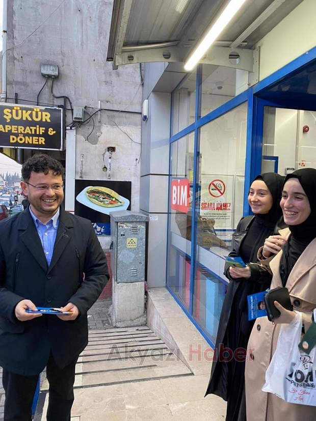 Murat Tepeçınar'dan pazar esnafı ve vatandaşları ziyaret