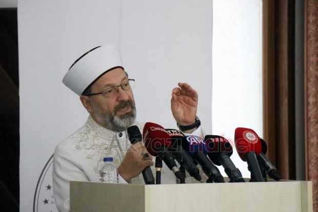 Akyazı'da 24 öğrenci için icazet programı düzenlendi