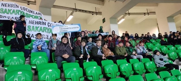 TOBB Hüsamettin Bayraktar Ortaokulu öğrencileri maçı izledi
