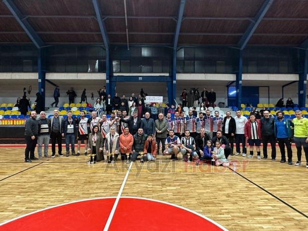 24 Kasım Öğretmenler Günü Turnuvası nefesleri kesti