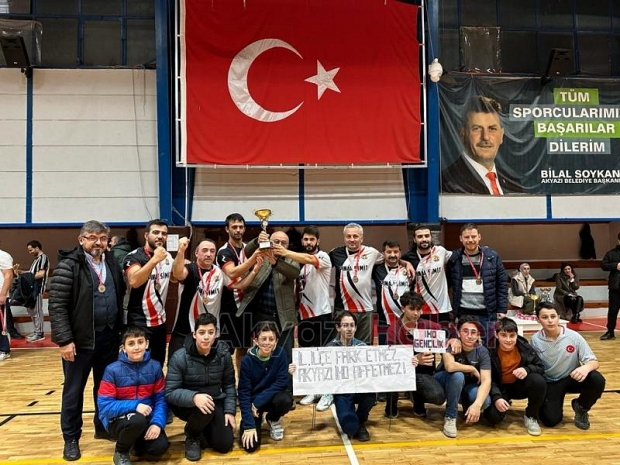 24 Kasım Öğretmenler Günü Turnuvası nefesleri kesti