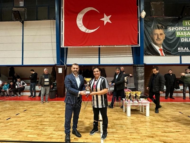 24 Kasım Öğretmenler Günü Turnuvası nefesleri kesti