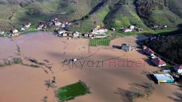 Sakarya Nehri taştı