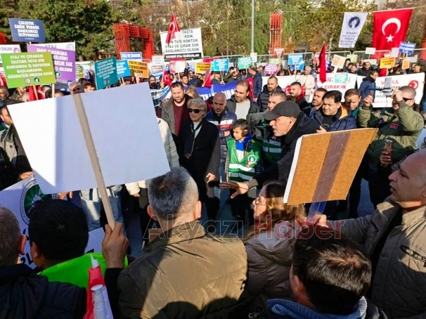 Staj ve çıraklık mağdurlarının mücadelesi sürüyor