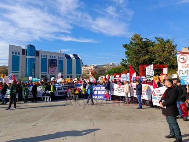 Staj ve çıraklık mağdurlarının mücadelesi sürüyor