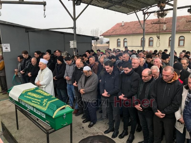 kaza kurbanı sürücü toprağa verildi