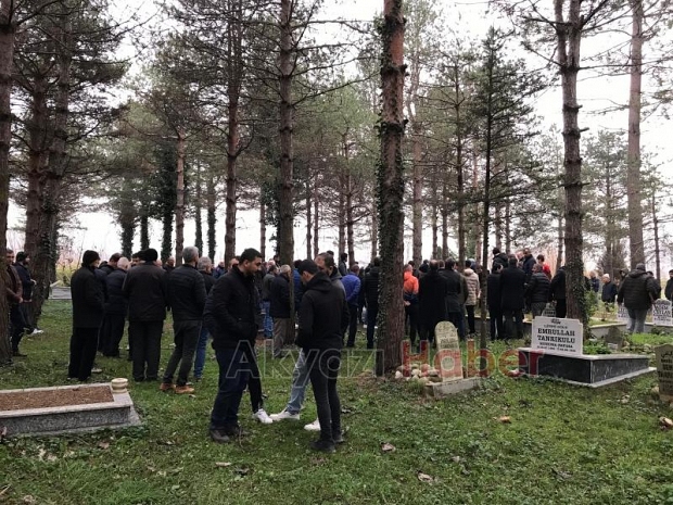 kaza kurbanı sürücü toprağa verildi