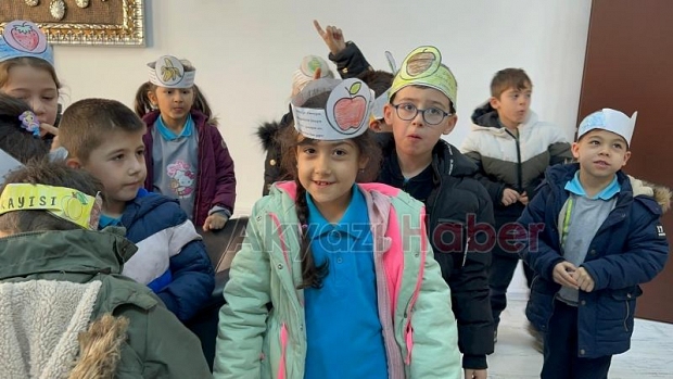 Akyazı'da öğrenciler adliye sarayını gezdi