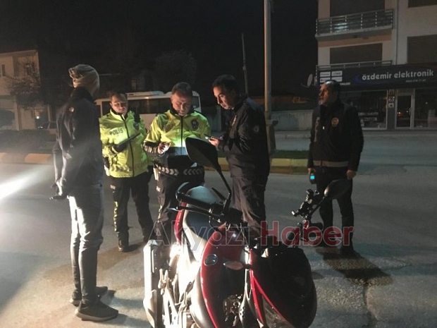 Akyazı'da trafik denetimi
