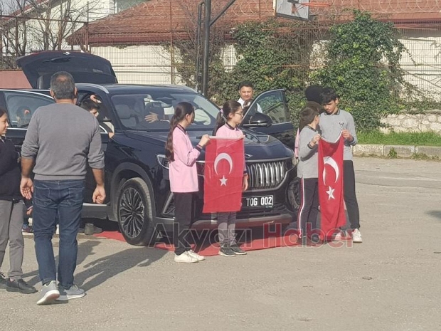 Yerli Malı Haftasında öğrenciler, TOGG ile buluştu
