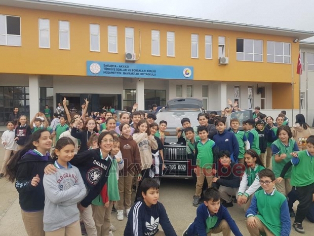 Yerli Malı Haftasında öğrenciler, TOGG ile buluştu
